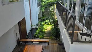 Penawaran Langka, rumah Mewah di Setra Sari, Bandung, LB 800m²