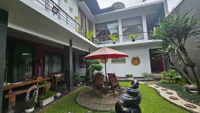 Rumah Elegan di Setra Duta, Bandung, 4 Kamar Tidur, LT 510m²