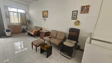 Rumah Favorit di Buah Batu, Bandung, 3 KT, Harga 2,25 Miliar