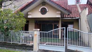 Rumah Siap Pakai di Area Batununggal, Bandung, LT 120m²