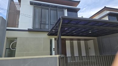 Jual Rumah Terkini di Batununggal, Bandung LT 220 m2