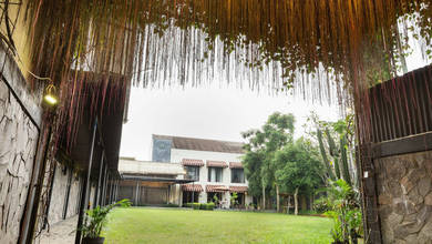 Hotel di Jalan Setiabudi Menuju ke Lembang Hotel Bintang 4 ****