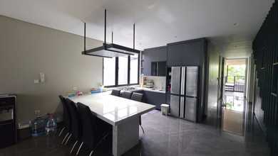 Hunian Elegan di Pasteur, Bandung, 4 Kamar Tidur, LT 314m²