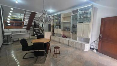 Penawaran Langka, rumah Prestisius di Setiabudi, Bandung, LB 400m²