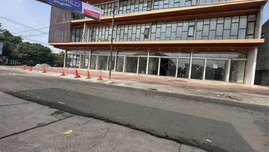 Ruko 3 Lantai Pinggir Jalan Ramai Cikutra - Cocok untuk Semua Usaha