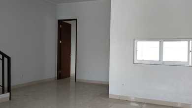 Jual Rumah Megah Luas 120 m2 Area Soekarno Hatta, Bandung