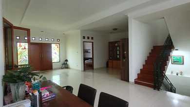 Penawaran Langka, rumah Mewah di Riau, Bandung, LB 300m²