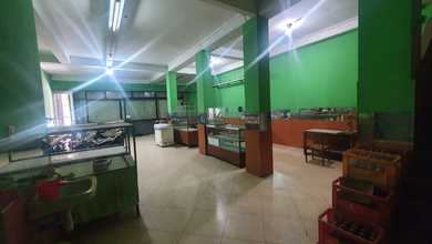 Ruko 3 Lantai Lokasi Strategis di Mainroad Taman Kopo Indah 2 