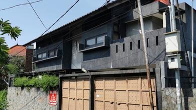 Rumah Modern Luas 171 Jual area Cigadung, Bandung