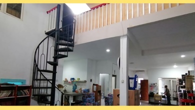 Rumah Premium Luas 306 Jual area Taman Kopo Indah, Bandung