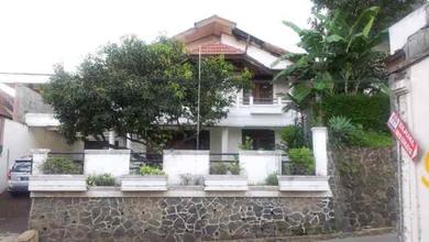 Hunian Elite di Kawasan Cigadung, Bandung, LB 800m², Harga 7 Miliar