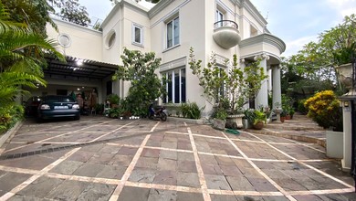 For Sale rumah Eksklusif di Cilandak, Jakarta Selatan - LT 600m²