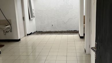 Rumah Sewa Murah Lokasi Kota Baru Parahyangan, Bandung, LB 80m²