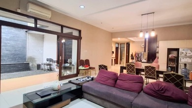 Dijual rumah Eksklusif di Singgasana, Bandung - LT 312m²