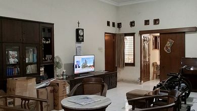 Penawaran Langka, rumah Mewah di Gunung Batu, Bandung, LB 200m²