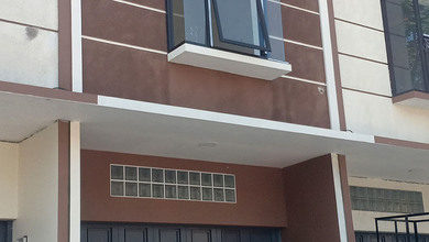 Buah Batu Ruko Baru Cikoneng Gerbang Blkng Podomoro Murah Disewakan