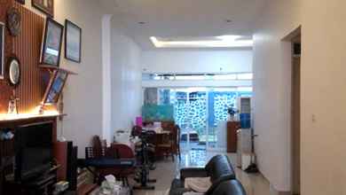 Kesempatan Rumah di Cimenyan, Bandung, LB 400m², Harga 1,9 Miliar