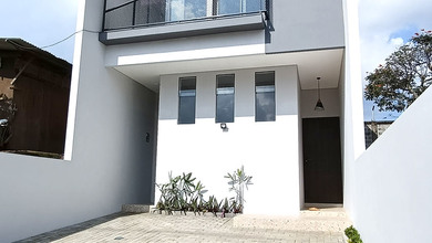 Rumah Dijual di Setiabudi, Bandung, LB 120m², Harga Terbaik!