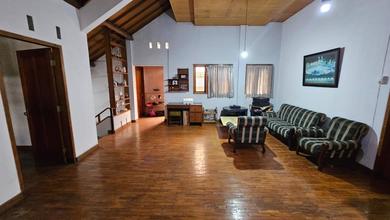 Rumah Premium Luas 300 Jual di Sukajadi, Bandung