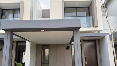 Rumah Premium LT 102 Jual area Podomoro Park Bandung, Bandung