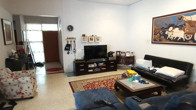 Hunian Prestisius di Kawasan Arcamanik, Bandung, LB 250m², Harga 3,6 Miliar