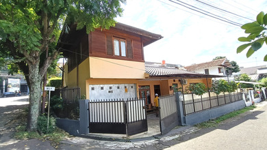 Penawaran Langka, rumah Mewah di Dago, Bandung, LB 150m²