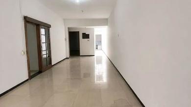 Rumah Elegan di Moch Toha, Bandung, 3 Kamar Tidur, LT 182m²
