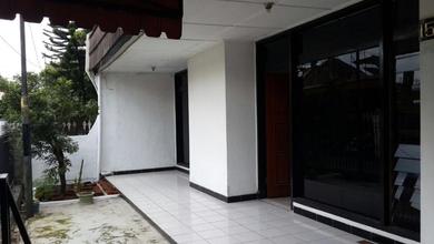 Rumah Favorit di Burangrang, Bandung, 6 KT, Harga 1,7 Miliar