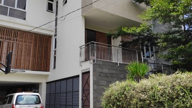 Jual Cepat Rumah Elit area Cidadap, Bandung, Luas 450 m2