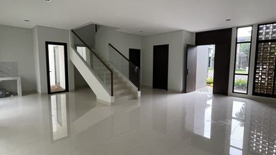 Rumah Area Premium Gede Bage, Bandung - Harga Terbaik 5,5 Miliar