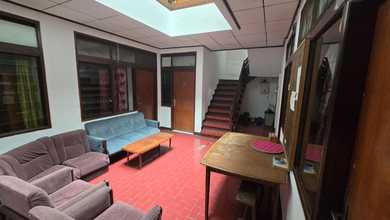 Rumah Dijual di Cicendo, Bandung, LB 250m², Harga Terbaik!