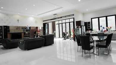 Rumah Prestisius di Kawasan Mekar Wangi, Bandung, LB 800m², Harga 15 Miliar