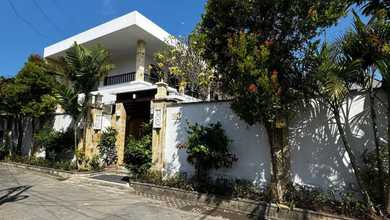 Dijual rumah Eksklusif di Jimbaran, Badung - LT 553m²