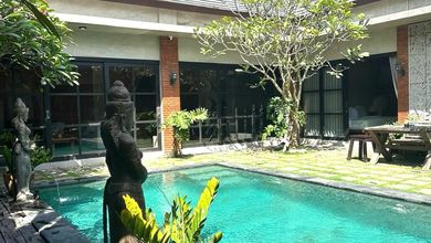 Hunian Mewah di Kawasan Jimbaran, Badung, LB 320m², Harga 7,5 Miliar