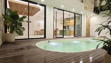 Rumah Elegan di Ungasan, Badung, 3 Kamar Tidur, LT 180m²