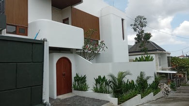 Penawaran Eksklusif, rumah Prestisius di Canggu, Badung, LB 205m²