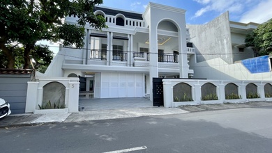 Hunian Elegan di Denpasar Utara, Denpasar, 5 KT, LT 600m²