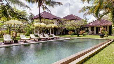 Rumah Prestisius di Kawasan Canggu, Badung, LB 500m², Harga 36 Miliar