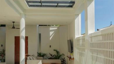 Hunian Mewah di Seminyak, Badung, 2 KT, LT 130m²