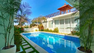 Dijual rumah Premium di Ungasan, Badung - LT 13735m²