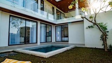 Rumah Prestisius di Kawasan Canggu, Badung, LB 180m², Harga 8,2 Miliar