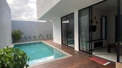 Rumah Elegan di Seminyak, Badung, 3 KT, LT 153m²