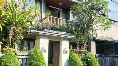Jual Rumah Cantik Luas 160 m2 area Canggu, Badung