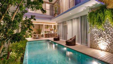 Jual Rumah Megah LT 200 m2 Kawasan Seminyak, Badung