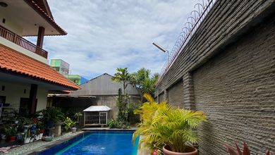 Rumah Prestisius di Kawasan Renon, Denpasar, LB 500m², Harga 8 Miliar