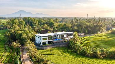 Dijual rumah Mewah di Canggu, Badung - LT 470m²