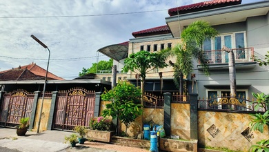 Rumah Prestisius di Kawasan Denpasar Barat, Denpasar, LB 400m², Harga 6,5 Miliar