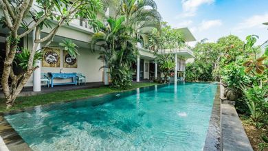 Jual Rumah Eksklusif Luas 1050 m2 Kawasan Canggu, Badung