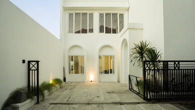 Hunian Elite di Kawasan Canggu, Badung, LB 300m², Harga 6,5 Miliar