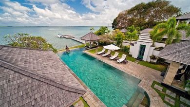 Penawaran Langka, rumah Prestisius di Nusa Dua, Badung, LB 400m²